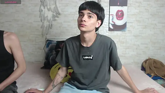 axel_milo_kairo_and_noa live sex cam