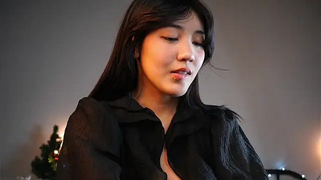 MoiraEger live sex cam