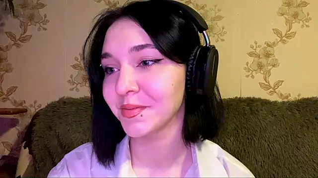 EmilyVeiro live sex cam