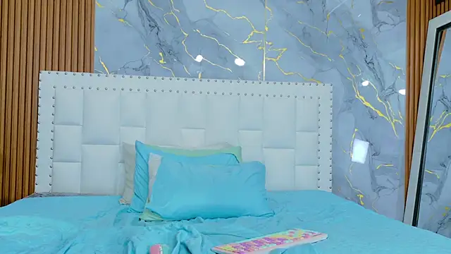 littleaprill's cam snapshot