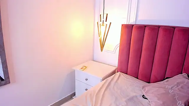 Tessa_Sinclaire's cam snapshot