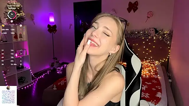 EvaPeace's cam snapshot