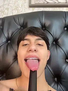Lander_Cruz live sex cam