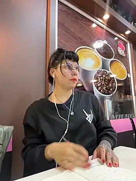 EemaHaruki live sex cam