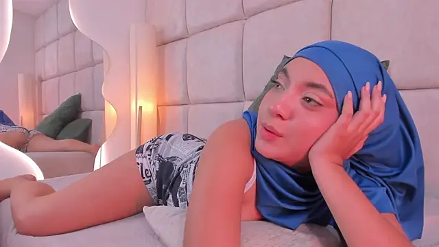 Sooffii_1's cam snapshot