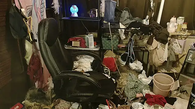 Ombeline1 live sex cam