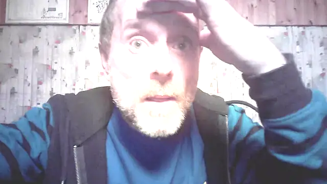 boy40bi live sex cam