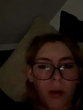 Milly-Kiss's cam snapshot