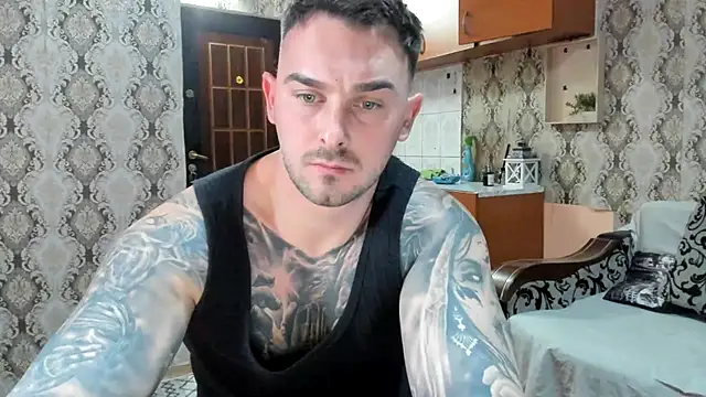 Jonmusclemaster live sex cam