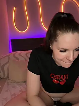 Mila-Jasmin's cam snapshot