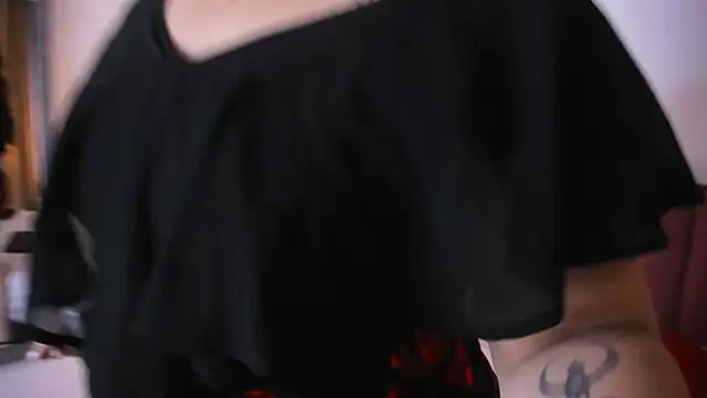 Tessa_Sinclaire's cam snapshot