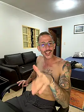 Lucasjandre live sex cam