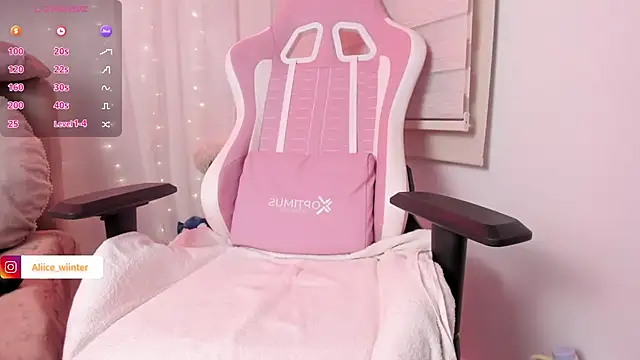 Alice_winter_'s cam snapshot