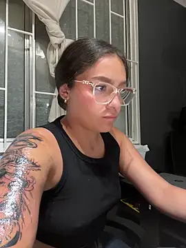 Alyha_Cortes live sex cam