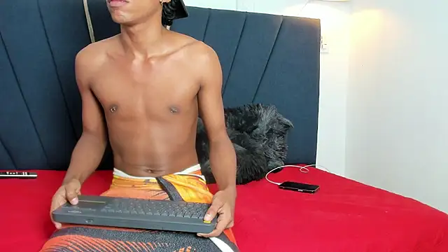 ryder_cum23 live sex cam