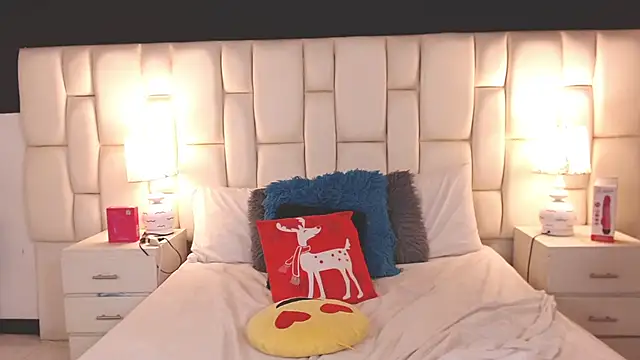 ValuFooster's cam snapshot