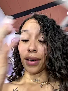 MarieLeon live sex cam