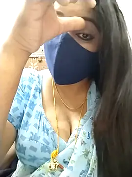 tamilrojaodi's cam snapshot