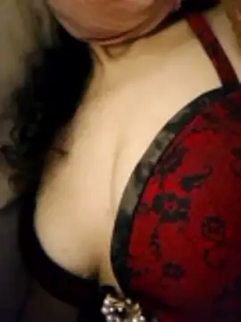 Almas-arabic live sex cam