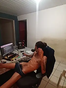 theyllorwillian live sex cam