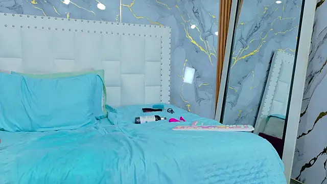 littleaprill's cam snapshot