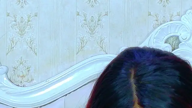 TianahGlow live sex cam