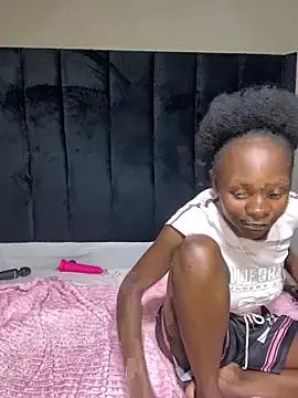 SexyPetitex25 live sex cam