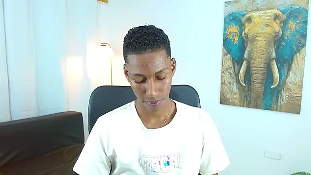 maiki18_ live sex cam