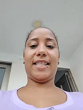 zandra_kiman live sex cam