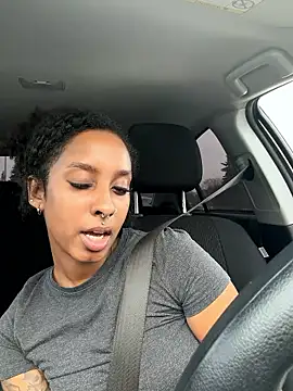 Your_Paris live sex cam