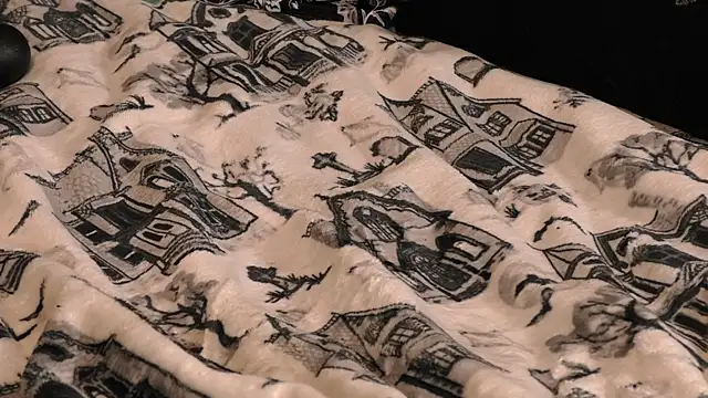 Paige_Turner live sex cam