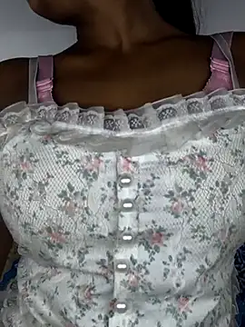 Sweety676's cam snapshot