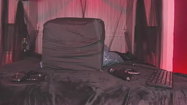 KylieMaxwell's cam snapshot