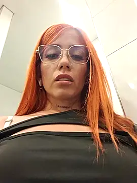 Alis_xxx's cam snapshot