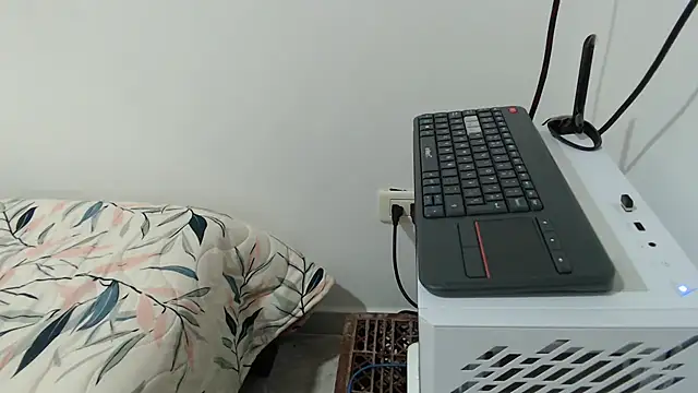 Hot_Horney699 live sex cam