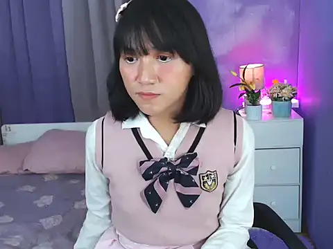 urlovelyfreya live sex cam