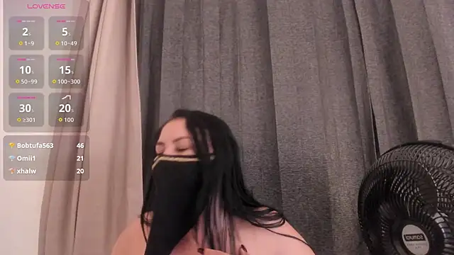 Amina_hafsa live sex cam