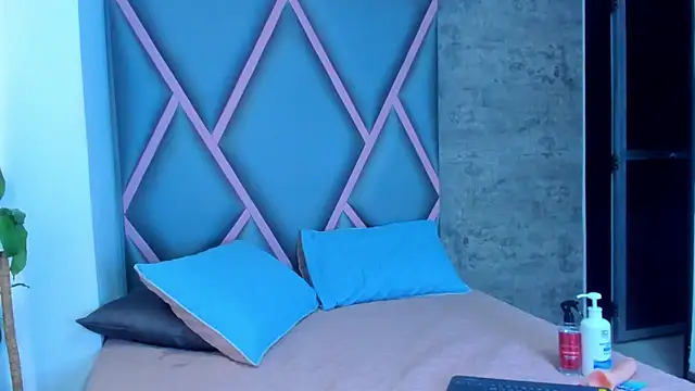 Quee_Sophine live sex cam