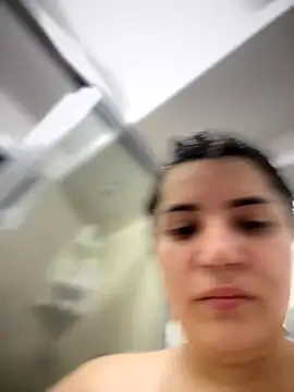 horny_roomiess live sex cam