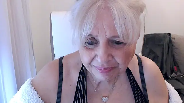 SusiLifeXXX live sex cam