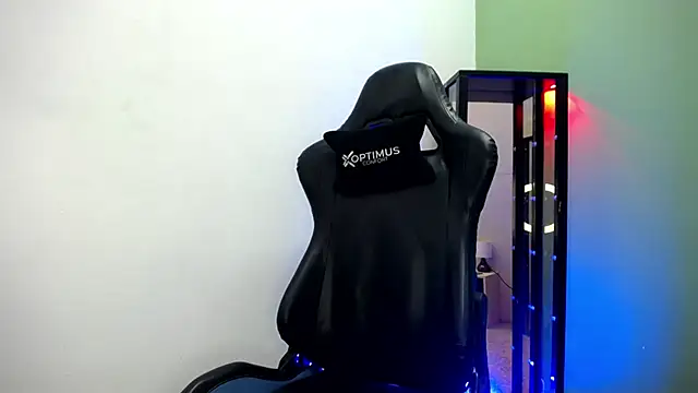 dilan_hott_'s cam snapshot