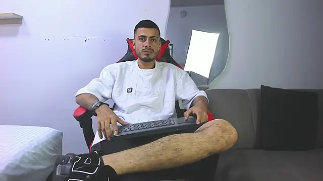 MatthewCullen's cam snapshot