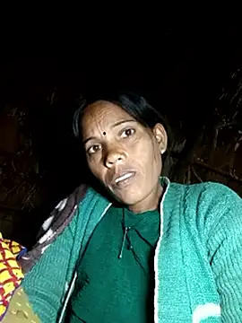 Cutsedi3's cam snapshot