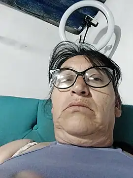 clarita_01's cam snapshot