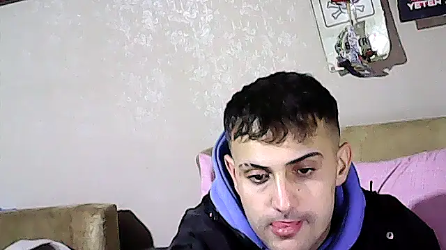 ElSalvador3333 live sex cam