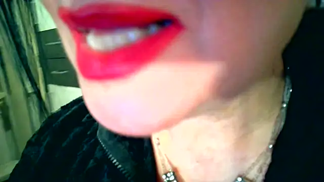 LadyMaxime511's cam snapshot