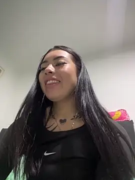 emily_24x live sex cam