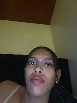 ClaryFrayx live sex cam