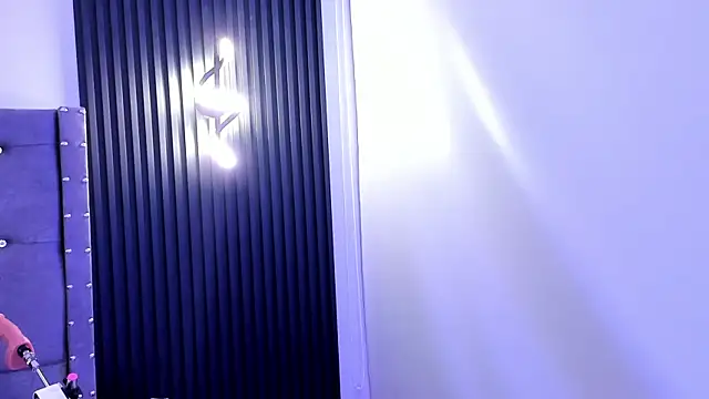 martina_foxy_'s cam snapshot