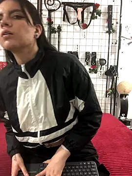 1lovelygirls live sex cam